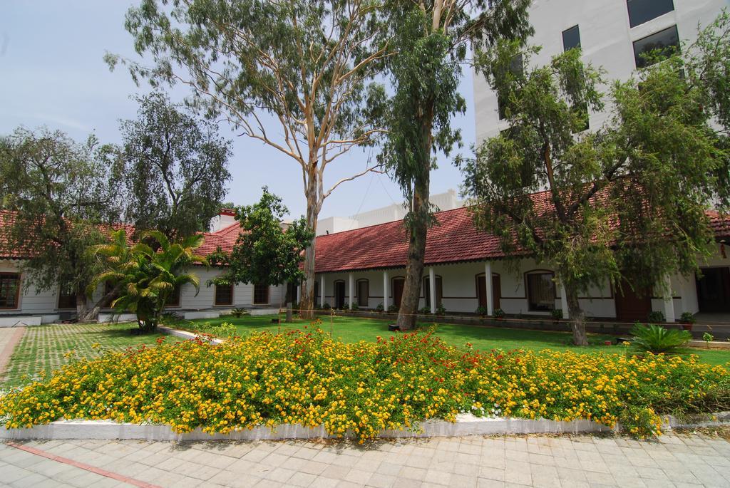 Chanakya Bnr Hotel Ranchi Extérieur photo