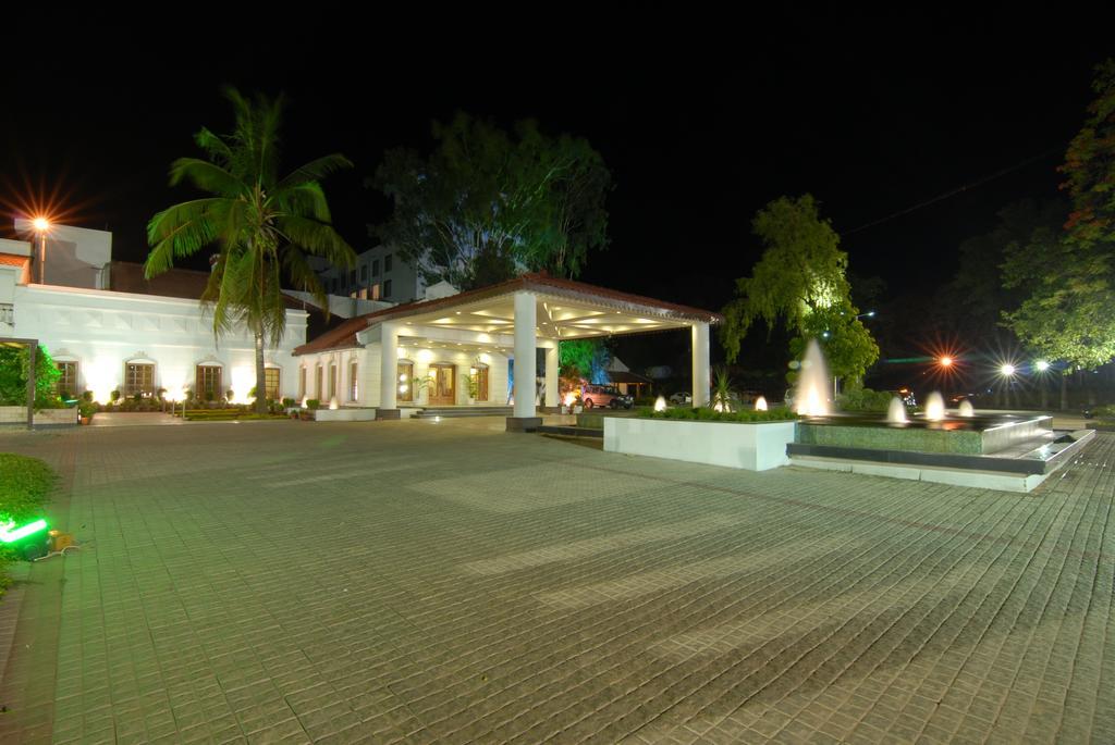 Chanakya Bnr Hotel Ranchi Extérieur photo
