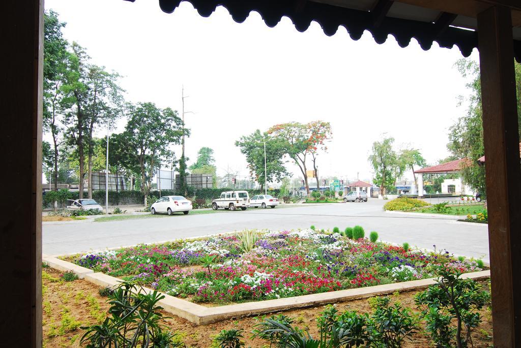 Chanakya Bnr Hotel Ranchi Extérieur photo